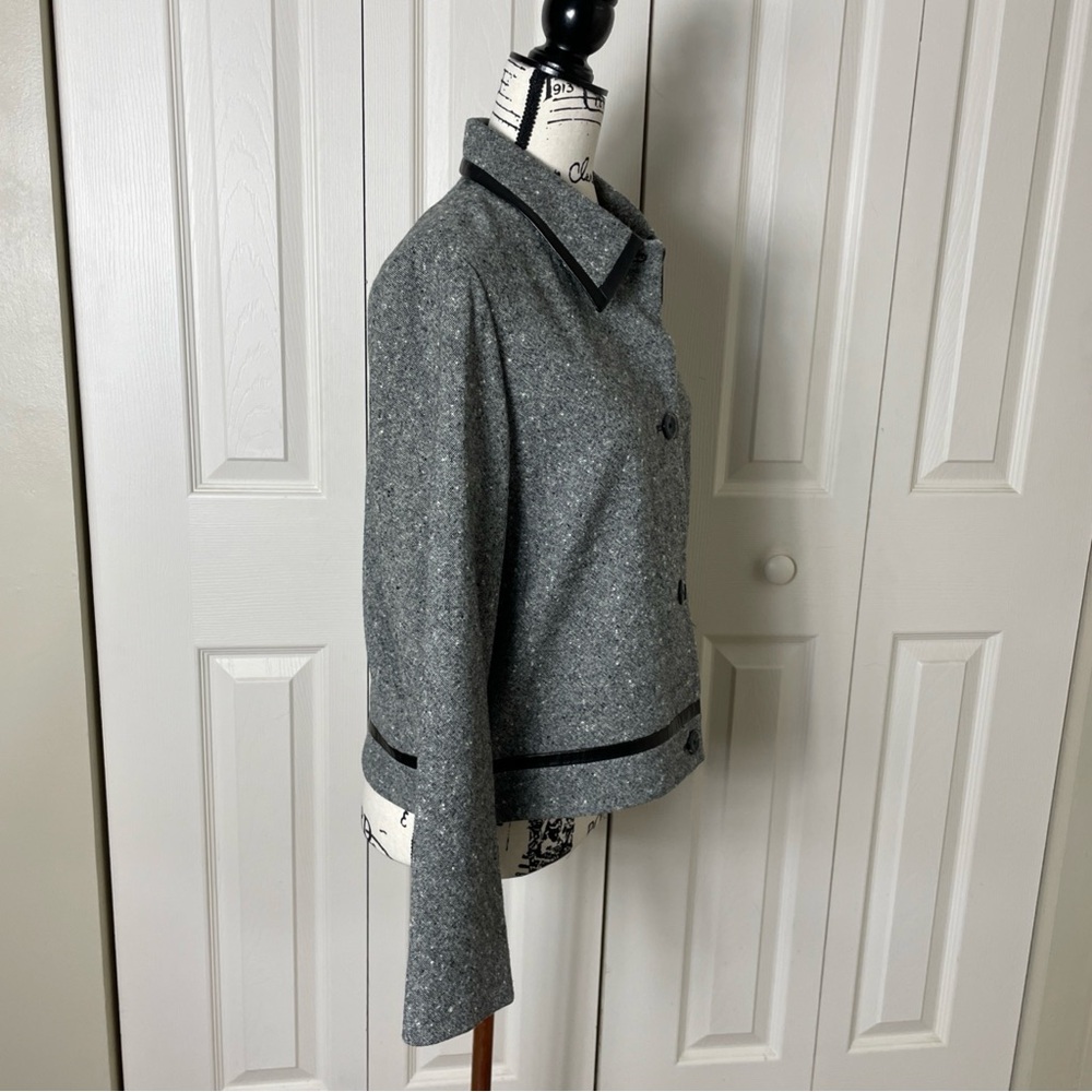 Pendleton Women’s Size 12P Three Button Virgin Wo… - image 4